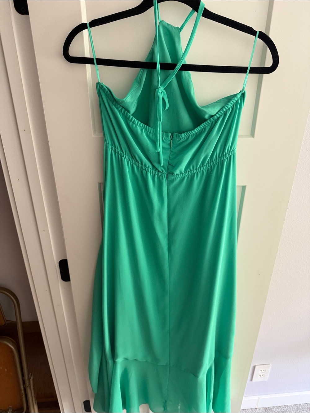 Green Halter Ruffle Midi Dress - Picture 2 of 3